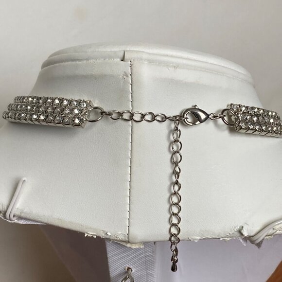 Rhinestone Choker Necklace Silver Tone Prong Set Lobster Clasp Adjustable Length - Picture 3 of 8